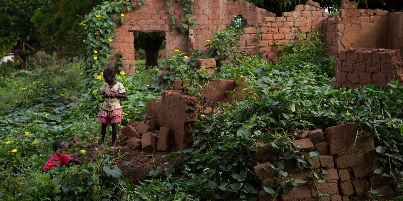 Sibut - See brochure for stories. November 2014. Photo: NRC/ Vincent Tremeau