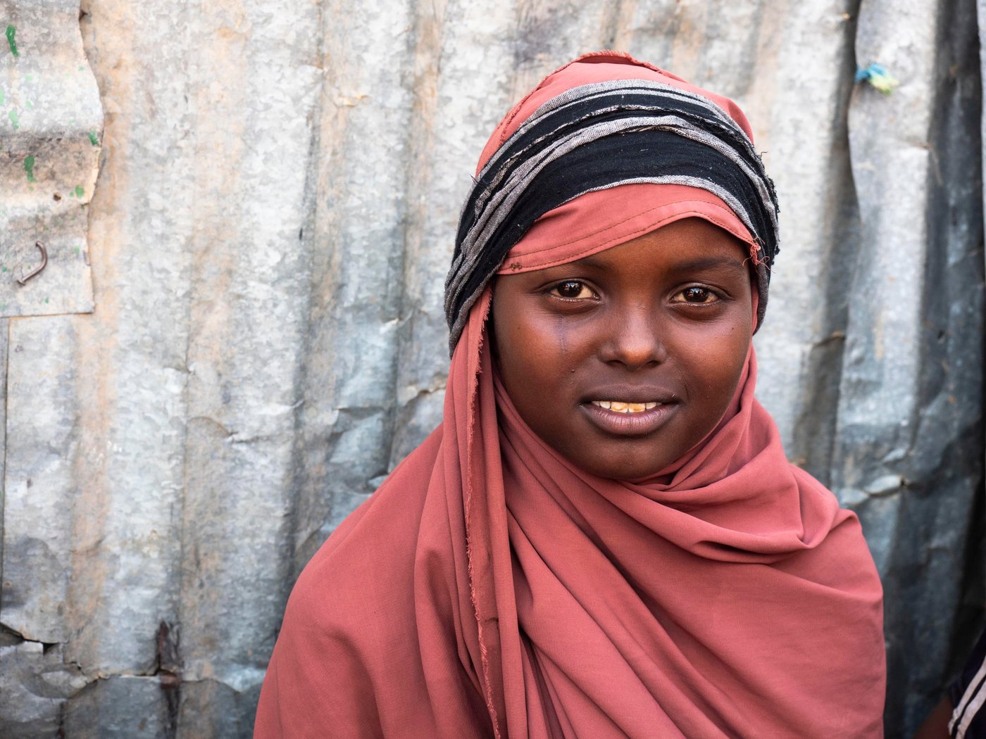 Sabrin, now 10, was seven years old when the family fled. She remembers how scared she was when it happened. Photo: Ingrid Prestetun/NRC