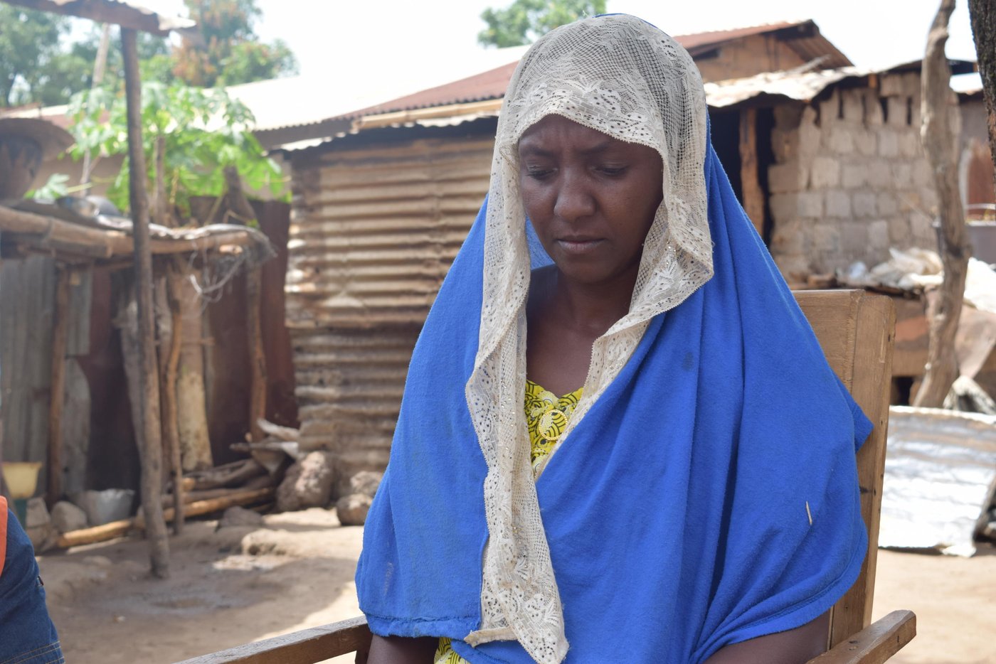 For Fatima, since the establishment of protection committees in the city of Dekoa, positive changes have been observed in the behavior of its neighbors. "After the community dialogue organized by the protection committees, we are very well here now. We are no longer afraid because there is a very good cohabitation between us, "said Fatima.
Since 2016, the Norwegian Refugee Council, with the support of its partner for Humanitarian Aid and Civil Protection (ECHO) of the European Union, has been helping the community of Dekoa to coexist peacefully. NRC organizes community dialogues for good coexistence between the host community and the returnees.
Photo: Chanel Igara/NRC