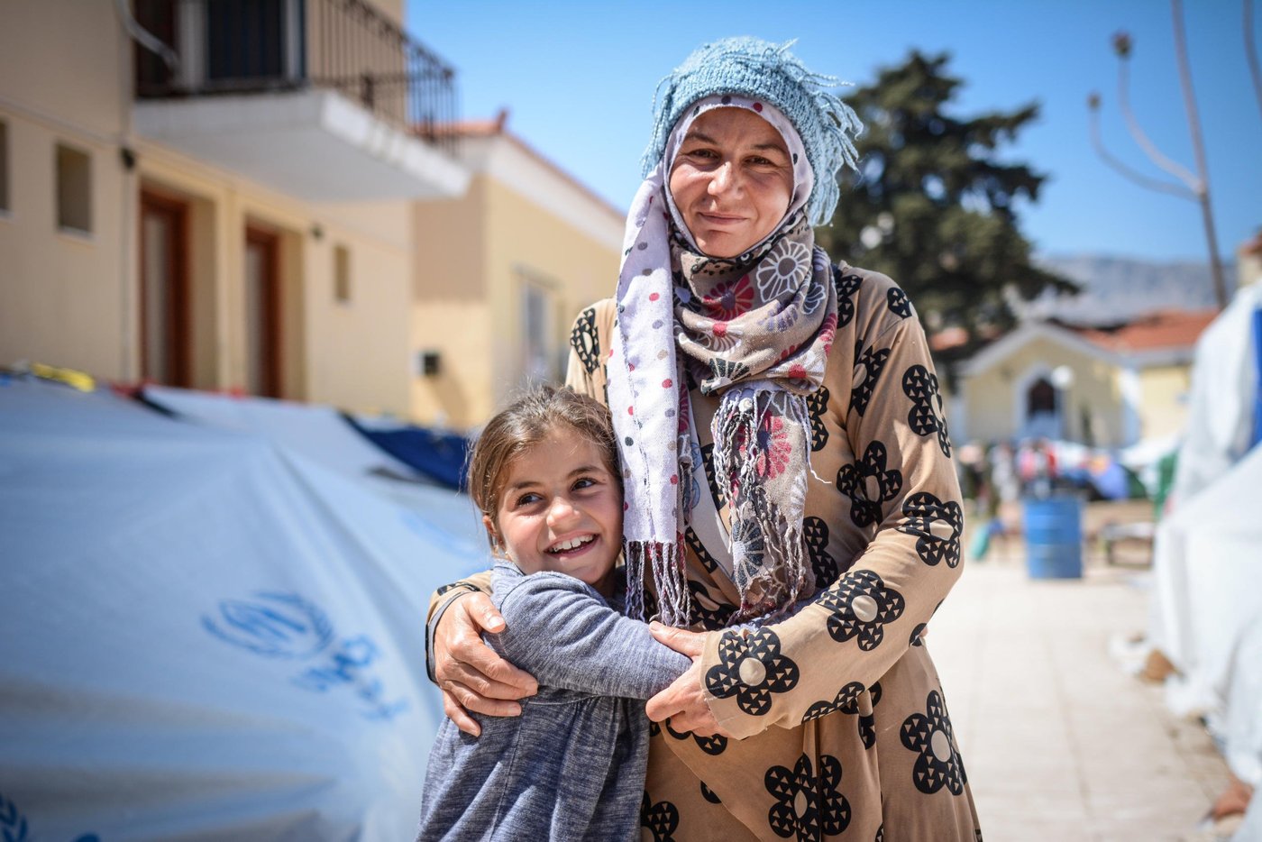 Fatima has fled from Deir ez-Zor in Syria together with her family. They are now at Chios in Greece. Photo: Tiril Skarstein, NRC
Quotes from Fatima:
-We were attacked from all sides, both the armed groups and the government.
-We left from Syria for a better life, but here it is very difficult. It is very stressful.
-The police cannot guarantee the security in Vial. We did not feel safe there.
-We left from Syria to find peace, and then we were placed in a closed detention facility.
-Europe need to open their borders. We have nothing here.
-It is a very bad situation here.
-We are Syrians, we only want to be able to continue our lives.
-There is nothing here. Look around you.
-I have been here 20 days and we do not know for how long we need to continue to say here.
-We want to go to Germany.
-Europe need to open their borders. We are in danger back in Syria. Please open the borders. Please let us continue our lives.