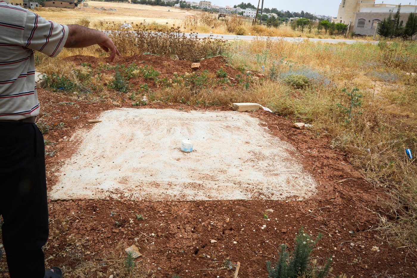 Abu Ayham, 42, and Um Ayham, 40, fled Syria to Jordan five years ago. For the past five years, Abu and Um Ayham have been living in a small brick shack turned home with their four children. Since then, they have endured living disconnected from the municipal electricity network and water services.
“The septic tank was not working properly, and it was flooding into the house. It would have costed a fortune to repair it. We were going to have to let go of the house because of that.”
In exchange for the renovation provided by NRC, the landlord agreed on giving the family a six months’ period rent-free. Moreover, after the period is over, NRC will continue to support the family with the monthly payment throughout the next year.
The core of NRC’s shelter program aims to improve the living conditions for vulnerable Jordanians and Syrian refugees living outside of the camps. Rent comprises 50% of household expenses for Syrian refugees and 65% of them do not live in adequate conditions. By upgrading their living conditions and covering housing costs, NRC is creating a win-win situation between landlords and tenants.
Ramtha
13 June 2019
Photo by: Pat Rubio Bertran/NRC