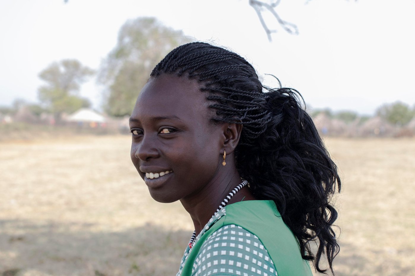 Adau (24) fled from South-Sudan in 2014 with her mother and sister. She was out of school for five years but have now completed the online training course. She is waiting for her enrolment at the Kampala University. Adau is dreaming of pursuing a carrier in computer sciences and networking within computer technology
Only 3% of refugee youth have access to tertiary education, compared to 36% of the world’s youth. While a growing number of programmes provide tertiary education opportunities to refugees through scholarships and distance education these are few and with little documentation about processes and outcomes. The partnership between. Arizona State University (ASU) and Norwegian Refugee Council (NRC) is a direct response to this need.
In August 2018, ASU and NRC signed a Memorandum of Understanding to establish an ASU Earned Admission programme at Ayilo and Nyumanzi refugee camps in Adjumani District, Uganda. The programme provides students with access to online courses through the university’s Global Freshman Academy.
25 South Sudanese and Ugandan learners participated in the programme. 40% are female and the makeup of the group otherwise reflects the importance of working hand-in-hand with the host community.
Location: Youth Center in Nyumanzi Settelment, Adjumani, Uganda
Photo: Ingrid Prestetun/NRC
