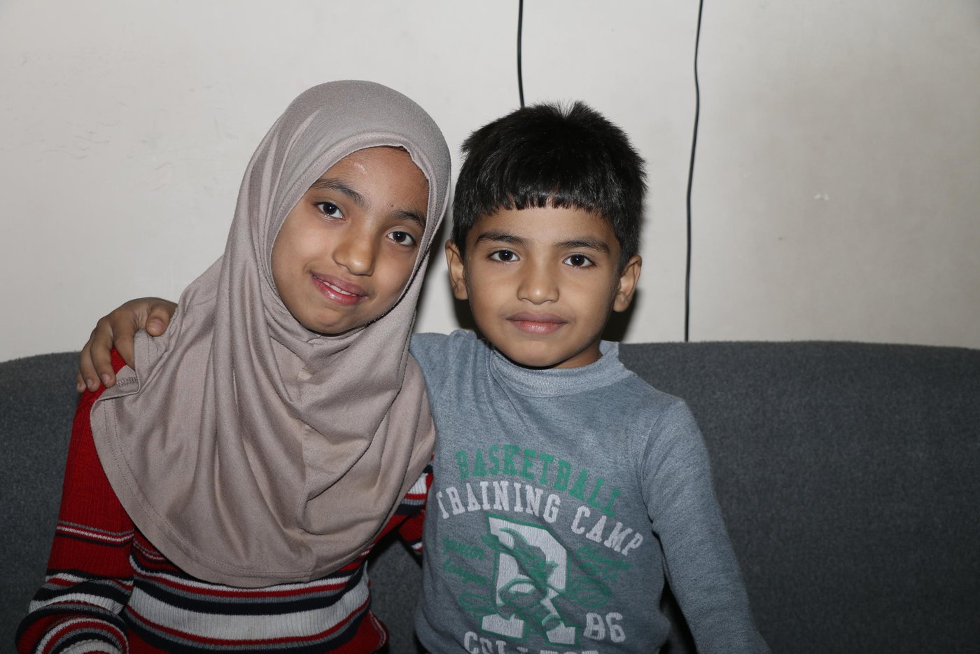 When I grow up, I wish that I could become an orthopedic so that I can help other people in need who are in similar situation as my father," says 11-year old Fatin.
Photo: Zaynab Mayladan/NRC
