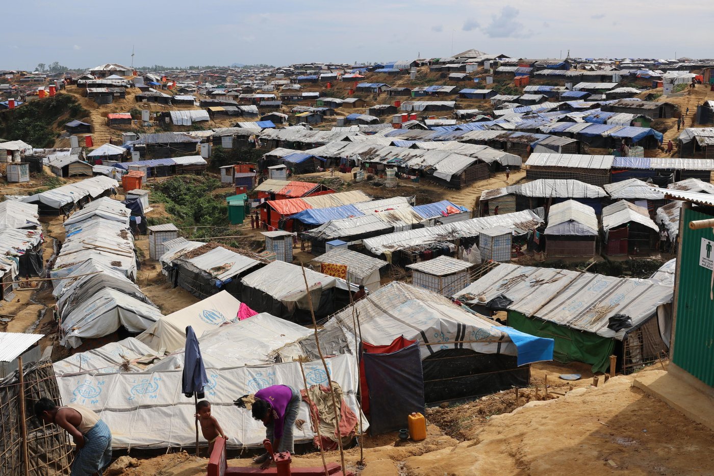 Crowded tent settlement in Cox's Bazar.