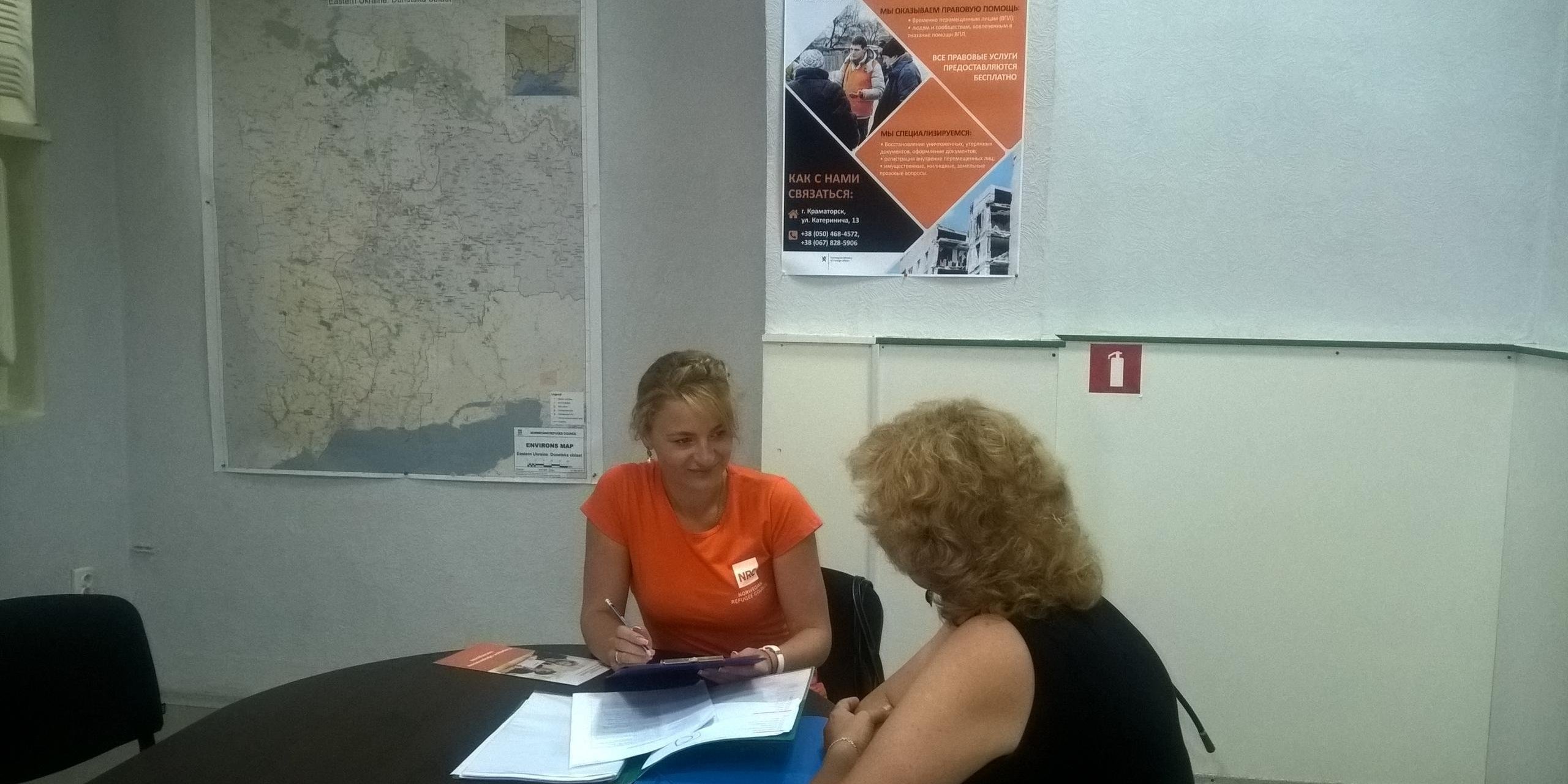 An internally displaced Ukrainian receives legal assistance from NRC staff. In 2015, NRC helped over 10,000 people in need of legal aid. Since the beginning of 2016, more than 16,000 civilians affected by the conflict have benefitted from NRC’s legal assistance.
Photo: NRC Ukraine