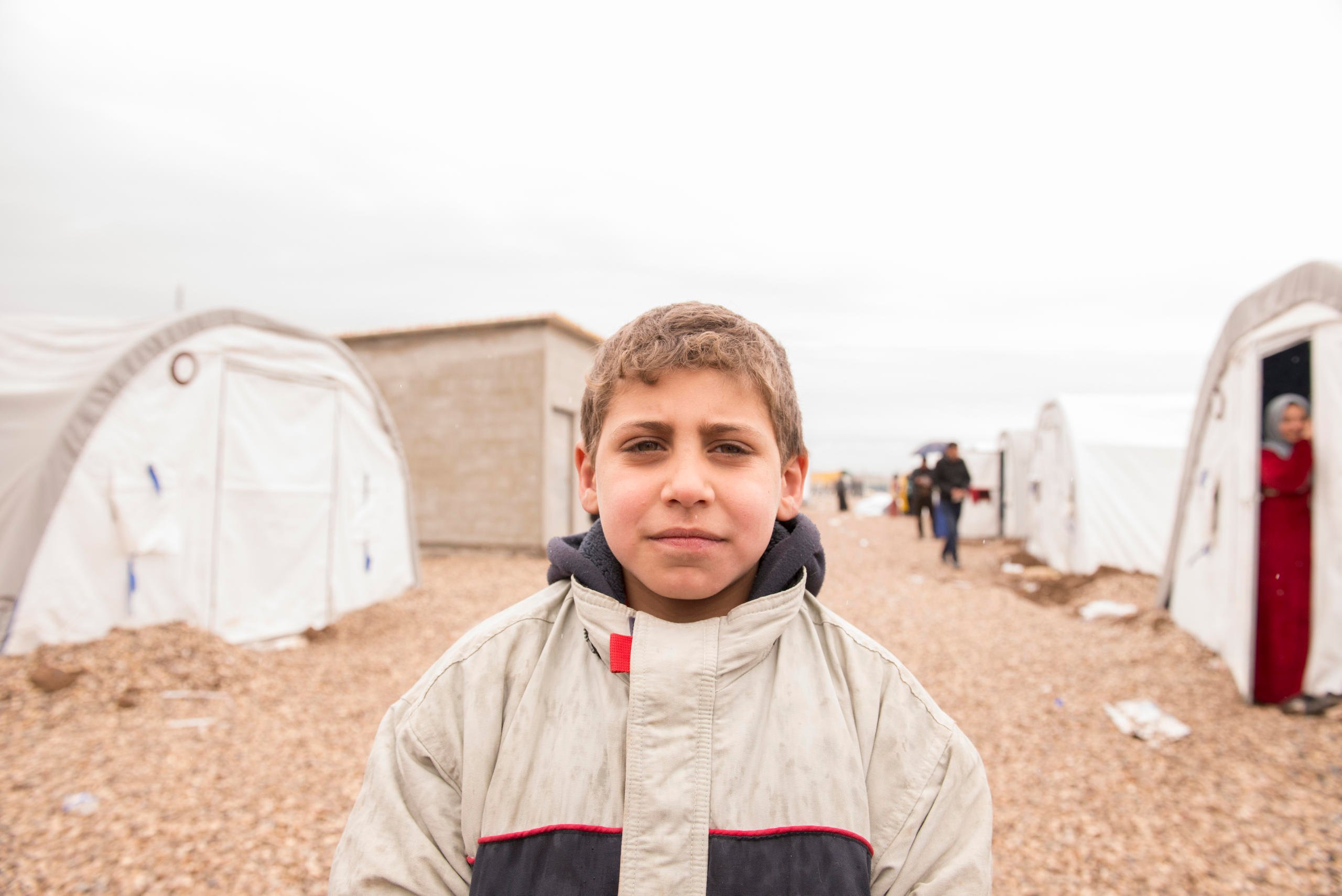 9 year old Hitham arrived in a camp for displaced people on 3 March with his family and around 4,000 others.
Date: 04 March 2017
Photo: NRC/Melany Markham