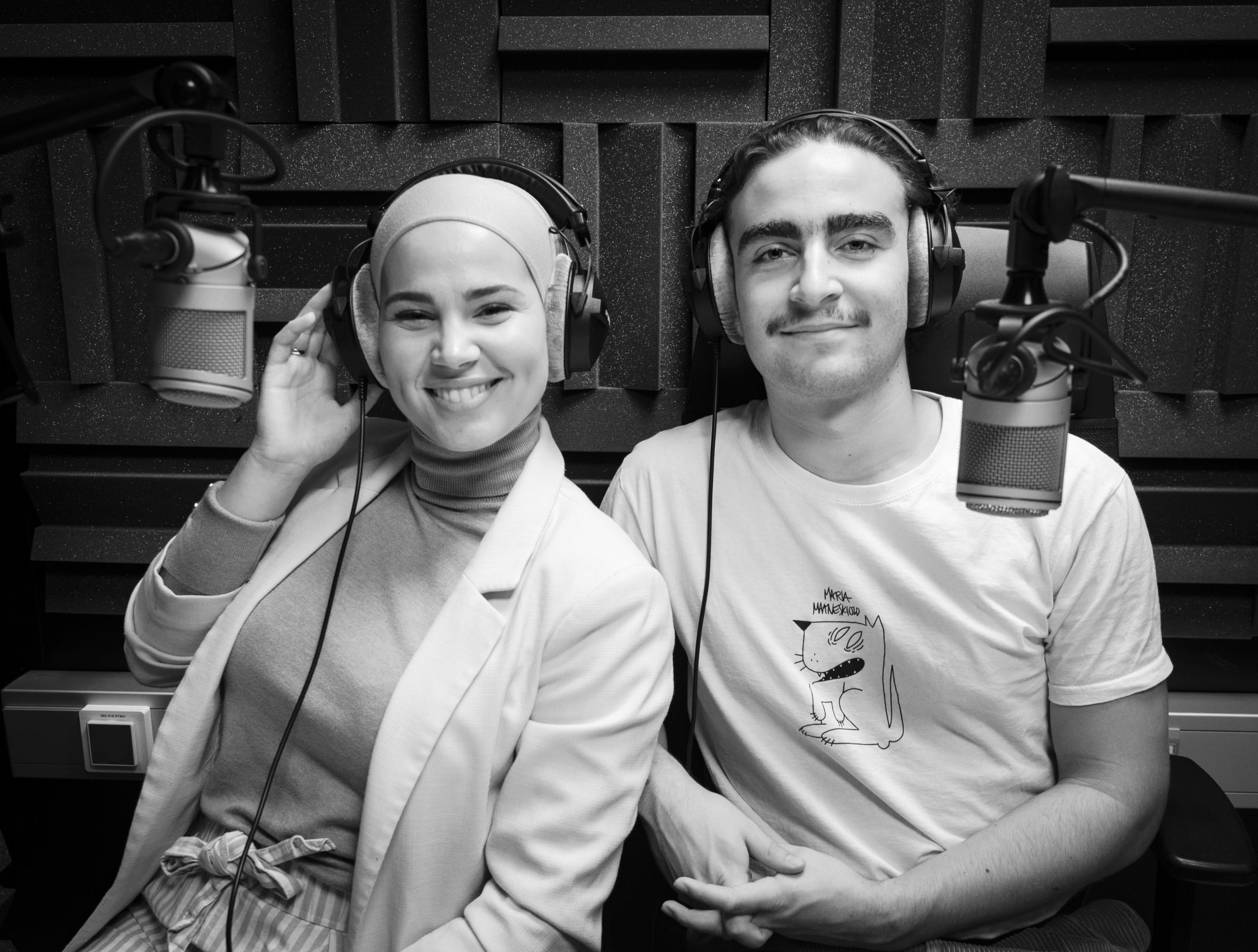 Iman Meskini og Marlon Langeland spiller inn podkast